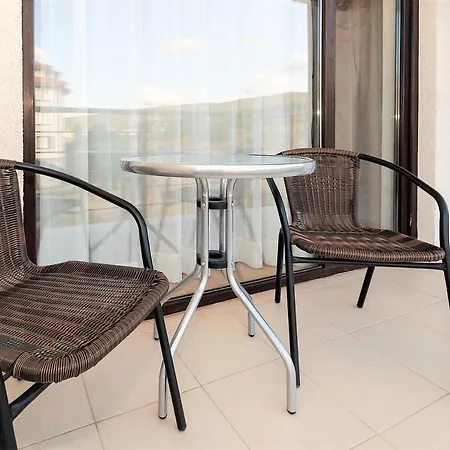 Charming 1 Bedroom * Slantchev Briag