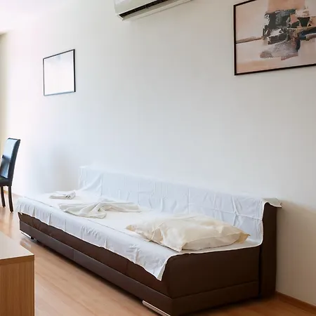 Charming 1 Bedroom Appartement