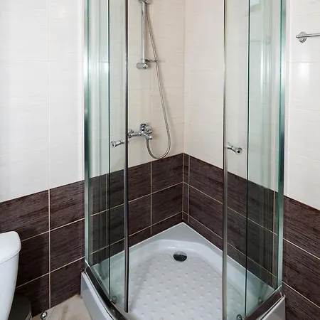 Charming 1 Bedroom Appartement